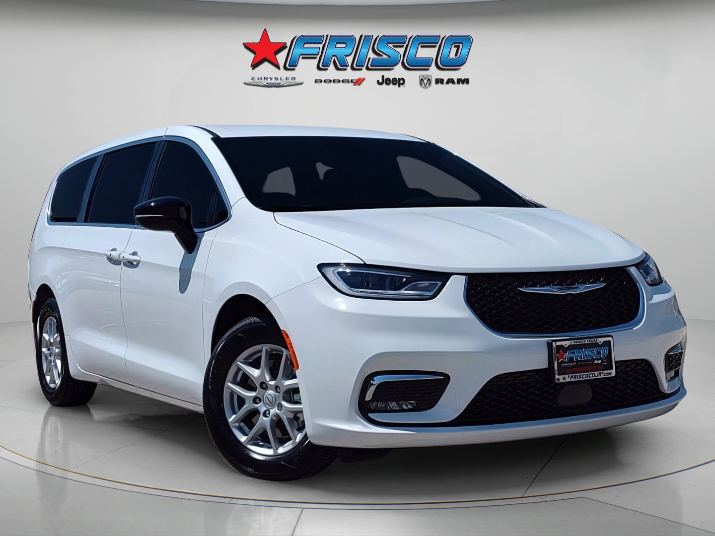 New 2026 Chrysler Pacifica Select image 1