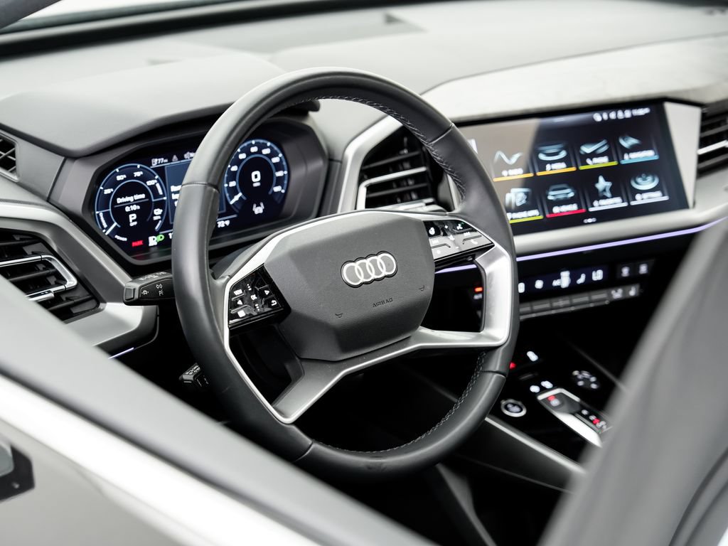Used 2023 Audi Q4 e-tron Premium Plus w/ Premium Plus AWD/4WD image 9