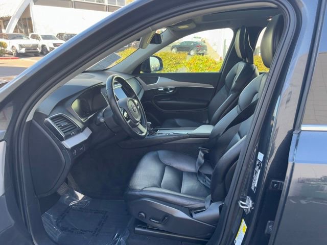 Used 2021 Volvo XC90 T5 Momentum w/ Protection Package image 13