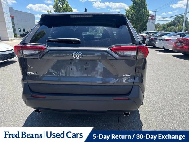 Used 2020 Toyota RAV4 XLE w/ All Weather Liner Package AWD/4WD image 11