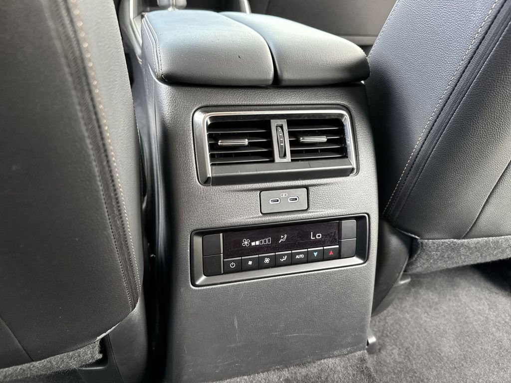 Certified 2025 MAZDA CX-90 3.3 Turbo w/ Preferred Package image 37