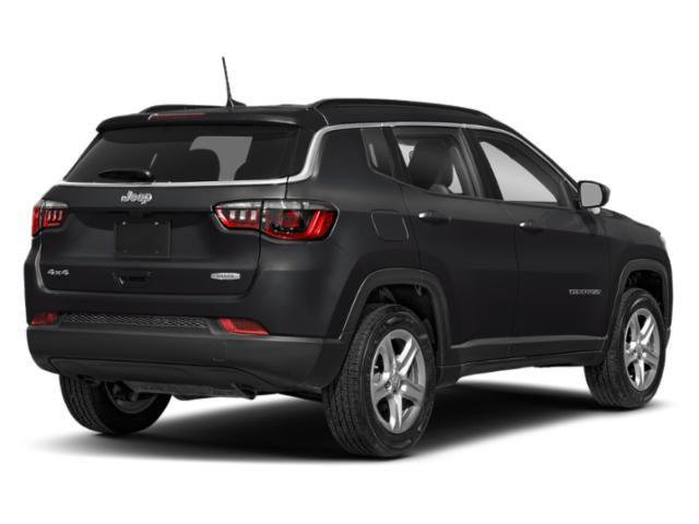 Certified 2023 Jeep Compass Limited AWD/4WD image 3