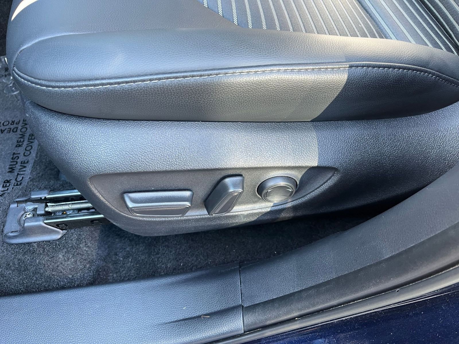 Used 2025 Toyota Highlander XSE image 22