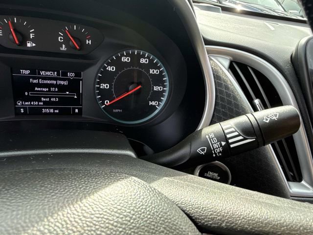 Used 2025 Chevrolet Malibu LT image 34