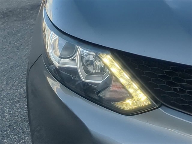 Used 2017 Nissan Rogue Sport SV image 10