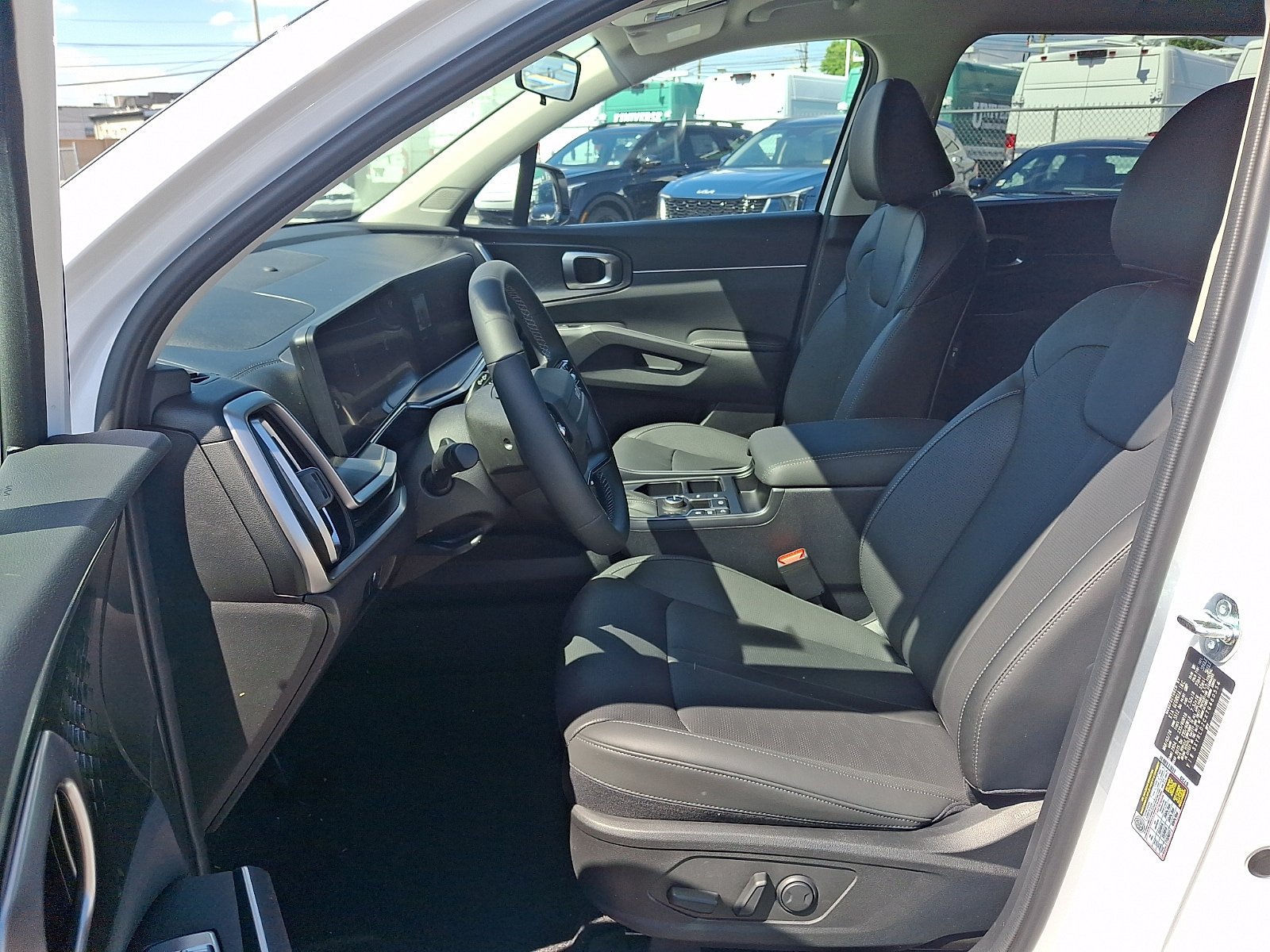 New 2026 Kia Sorento S AWD/4WD image 9