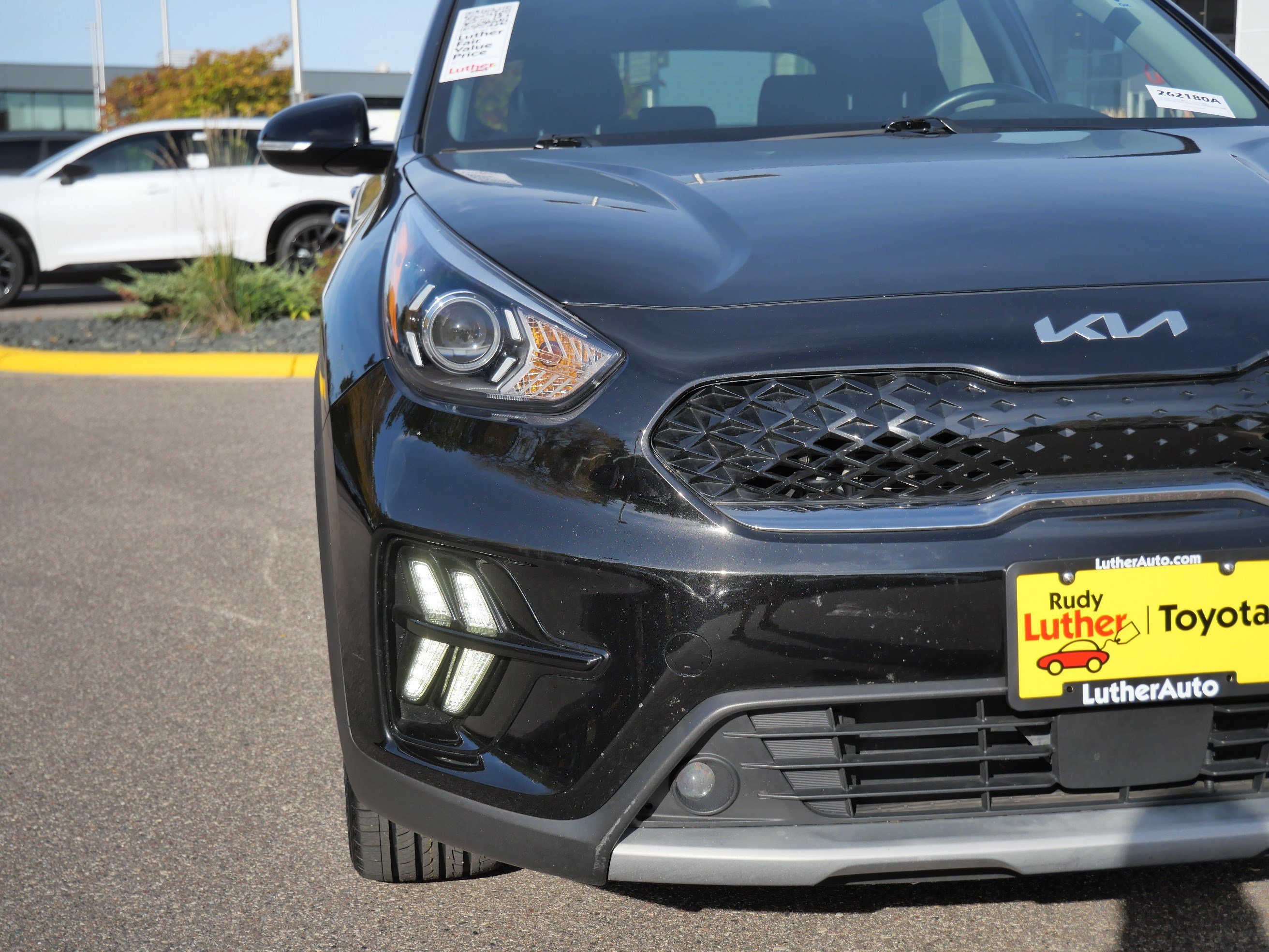 Used 2022 Kia Niro Touring Special Edition FWD image 16