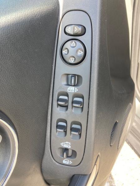Used 2007 Pontiac Grand Prix w/ Preferred Package FWD image 16