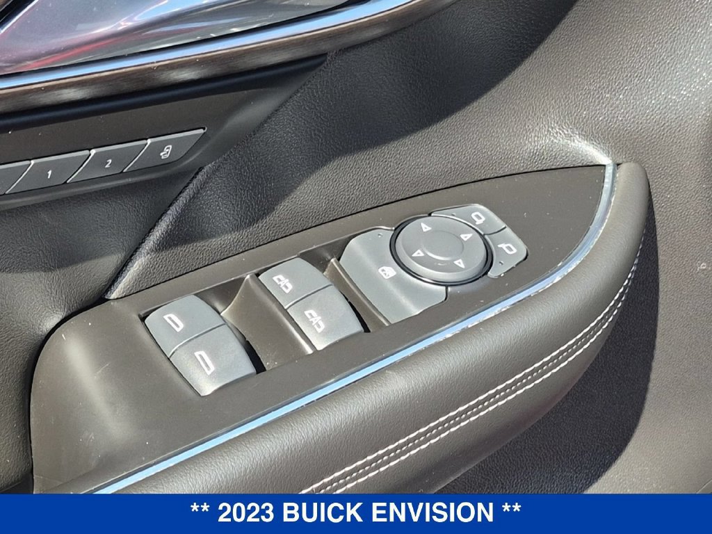 Used 2023 Buick Envision Avenir FWD image 12