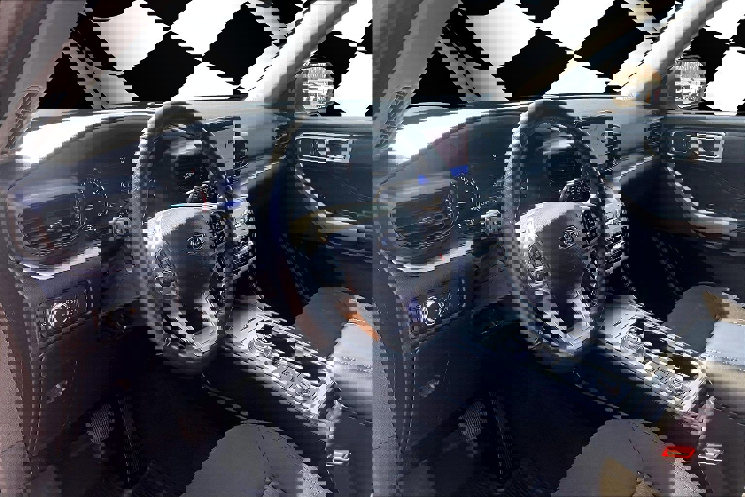 Used 2022 Ford Explorer XLT w/ Class IV Trailer Tow Package image 13