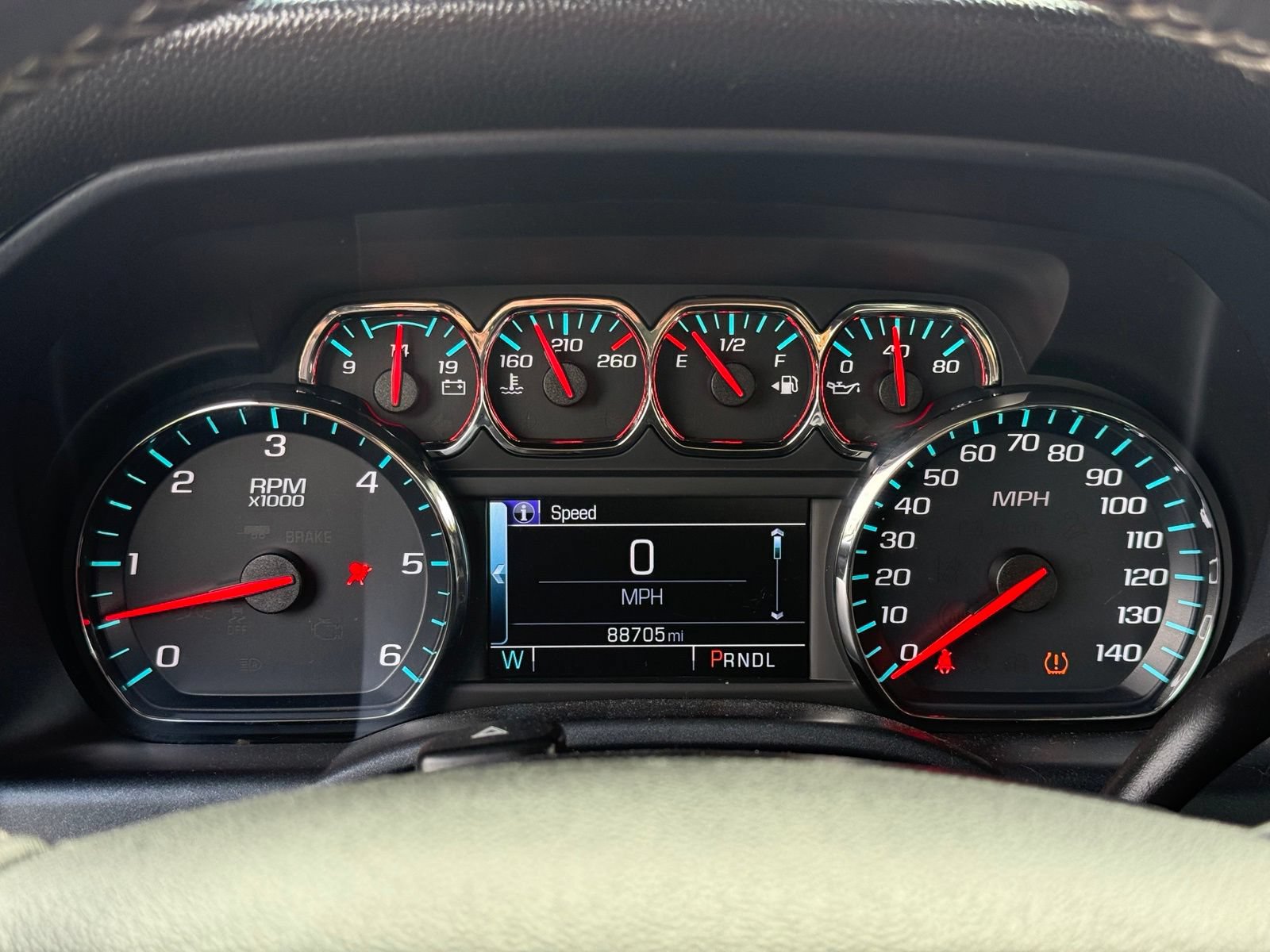 Used 2018 Chevrolet Silverado 1500 LT AWD/4WD image 24