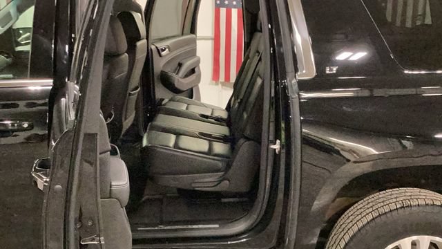 Used 2018 Chevrolet Suburban LT AWD/4WD image 9