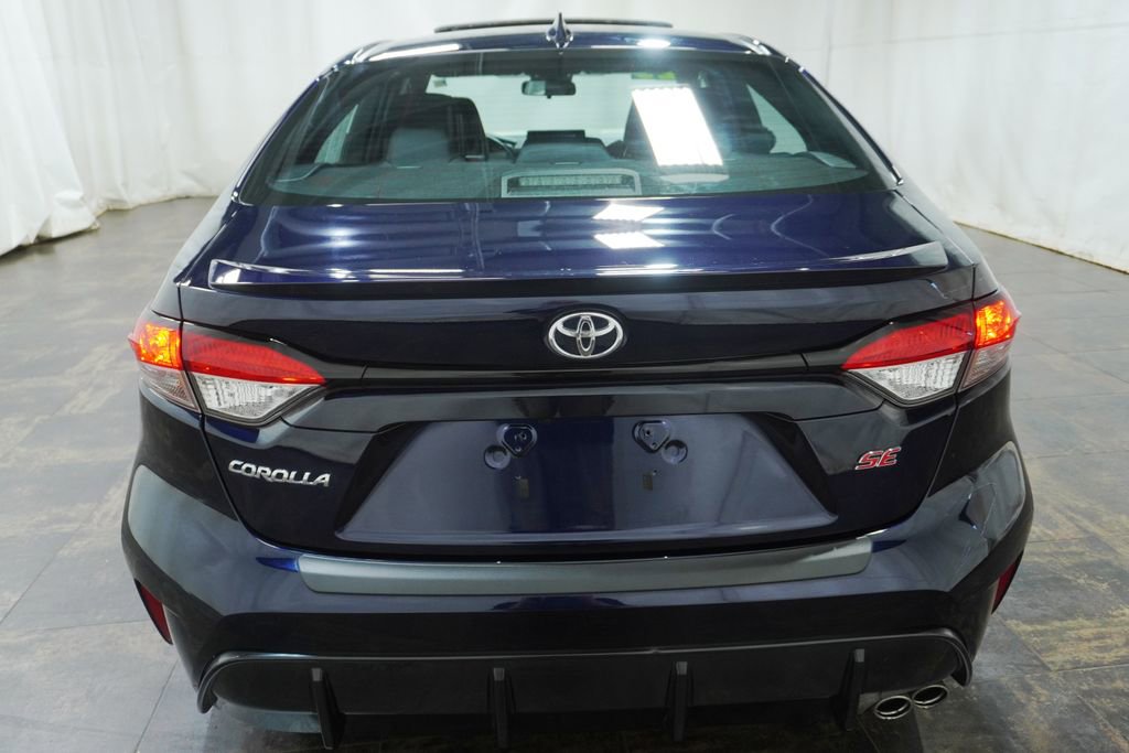 Certified 2023 Toyota Corolla SE w/ SE Premium Package FWD image 5