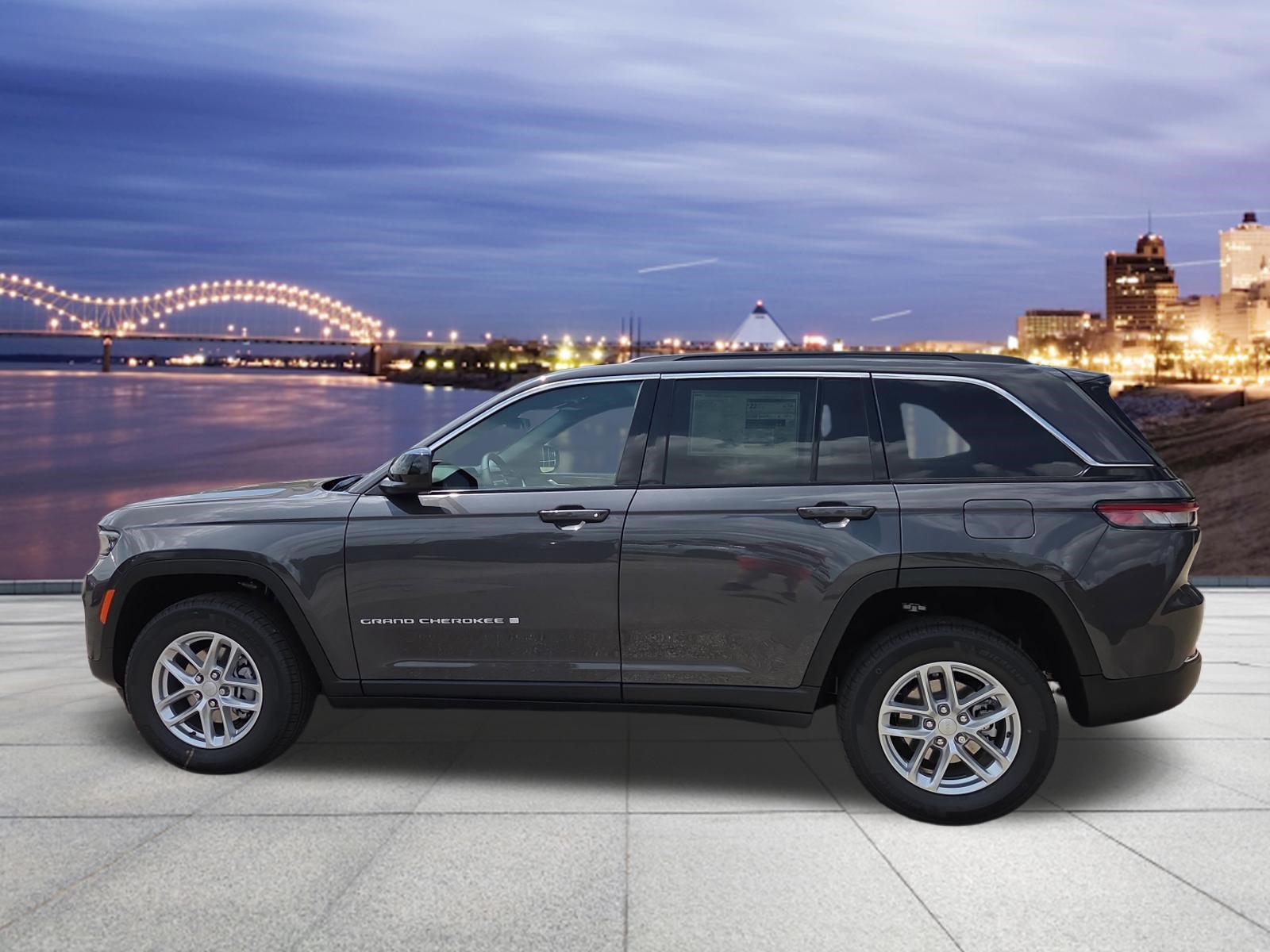 New 2026 Jeep Grand Cherokee Laredo X RWD image 3