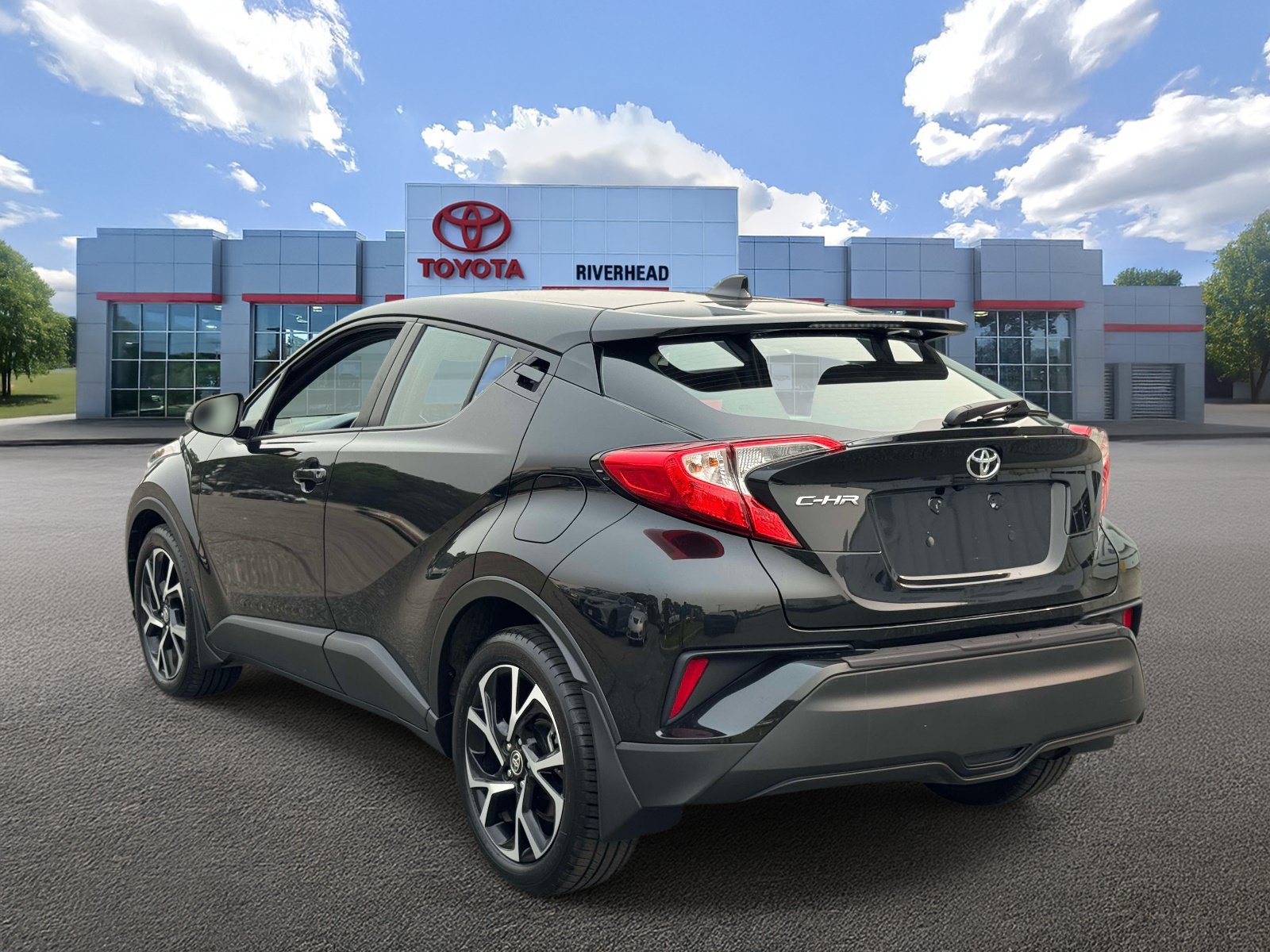 Certified 2020 Toyota C-HR XLE FWD image 6