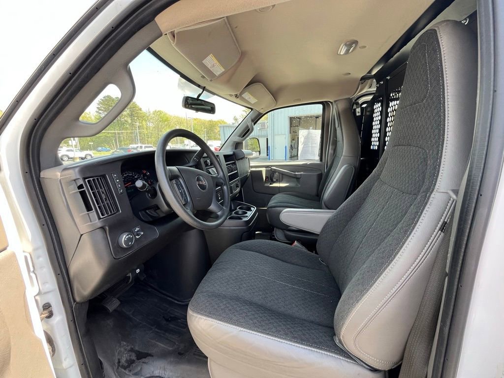 Used 2024 GMC Savana 2500 w/ Driver Convenience Package RWD image 15