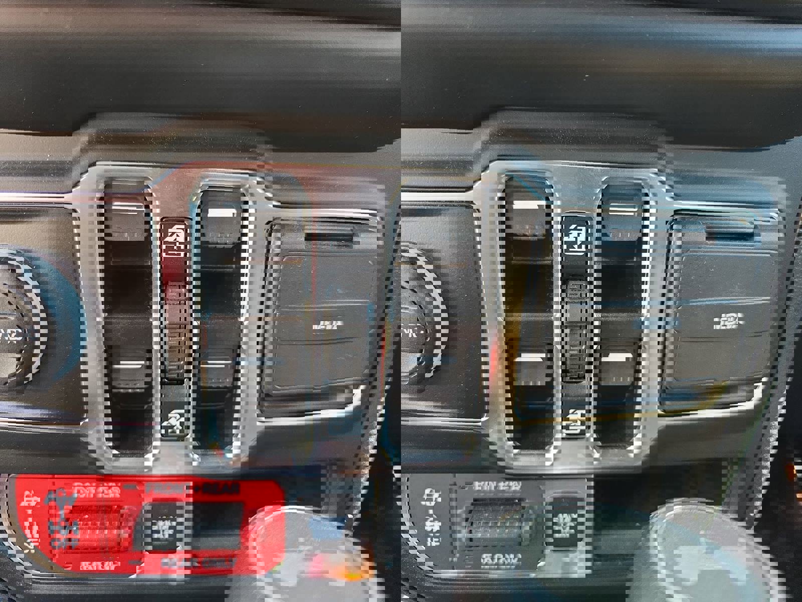 Used 2023 Jeep Wrangler Unlimited Rubicon 4xe w/ Cold Weather Group image 29