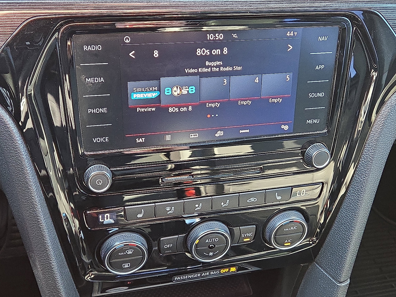 Used 2021 Volkswagen Passat 2.0T R-Line image 14