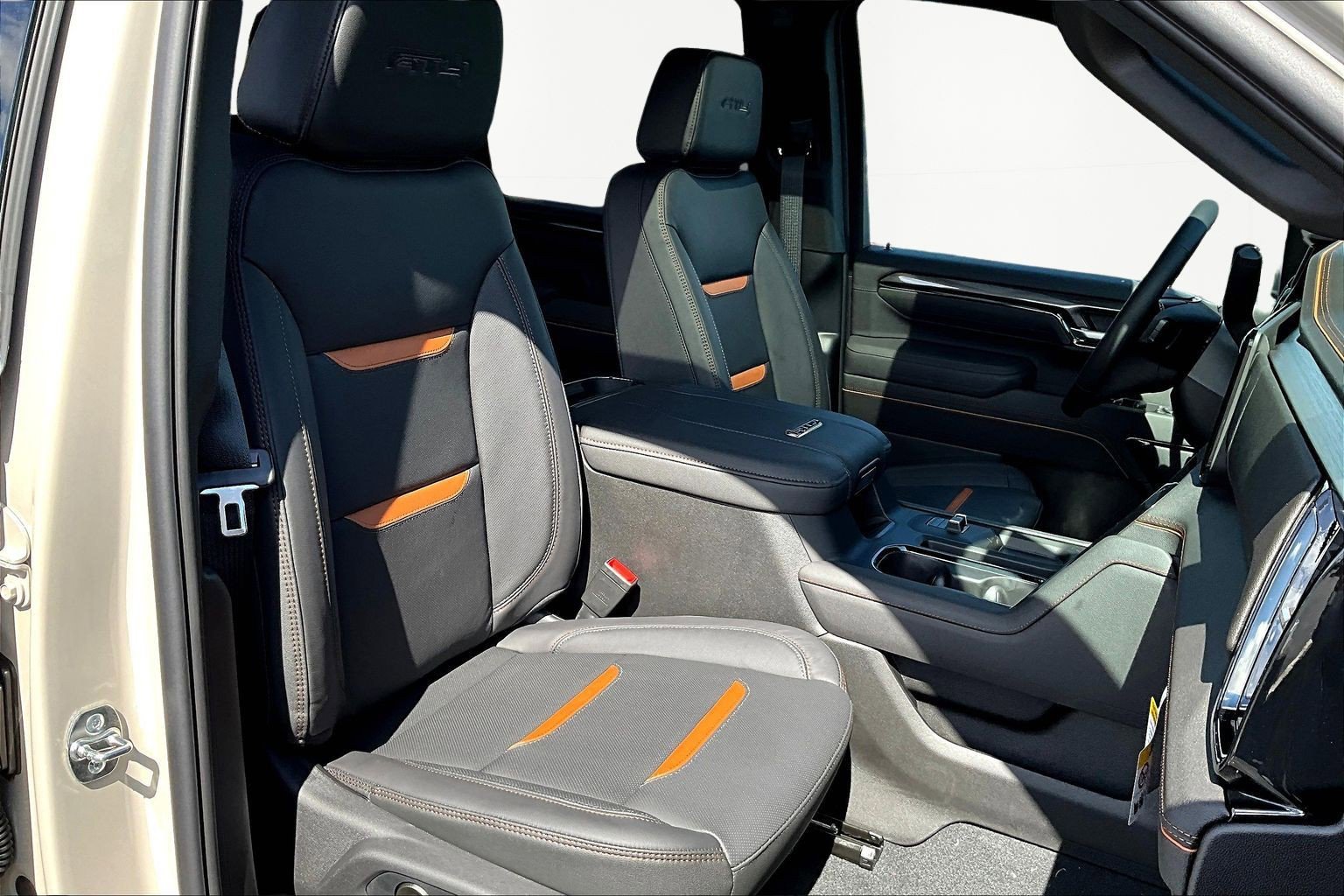 New 2026 GMC Sierra 2500 AT4 w/ AT4 Premium Plus Package image 10