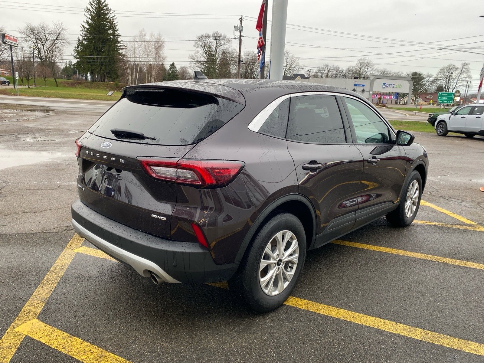 Used 2023 Ford Escape Active w/ Tech Pack #2 AWD/4WD image 5