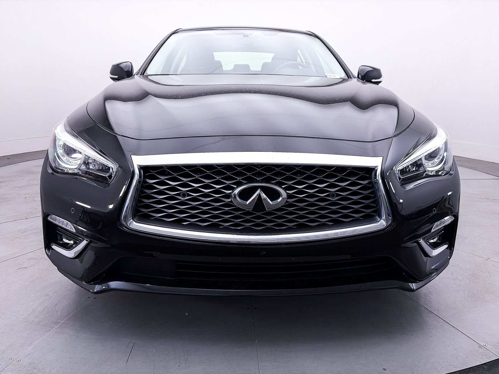 Used 2023 INFINITI Q50 Luxe w/ Cargo Package RWD image 11