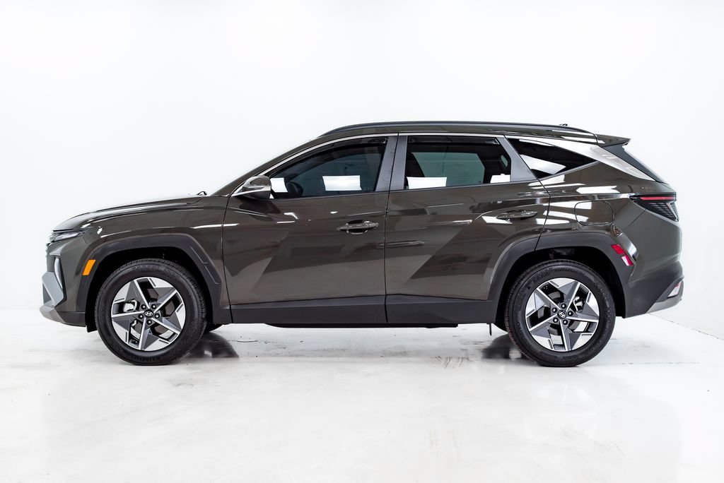 Used 2025 Hyundai Tucson SEL AWD/4WD image 28
