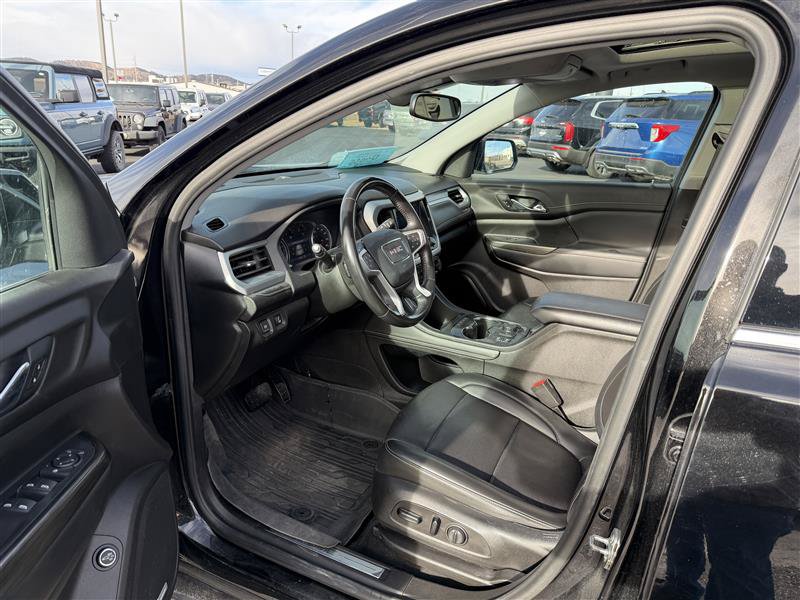 Used 2021 GMC Acadia SLT w/ Trailering Package AWD/4WD image 8