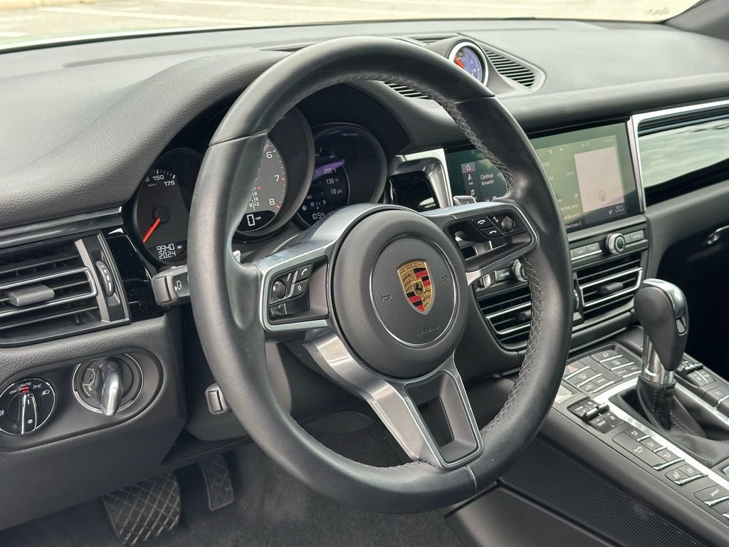Certified 2021 Porsche Macan S AWD/4WD image 8