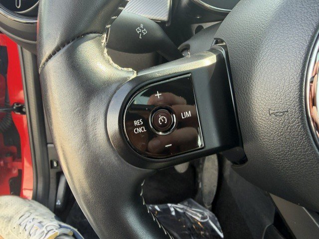Used 2022 MINI Cooper S w/ Premium Package FWD image 16