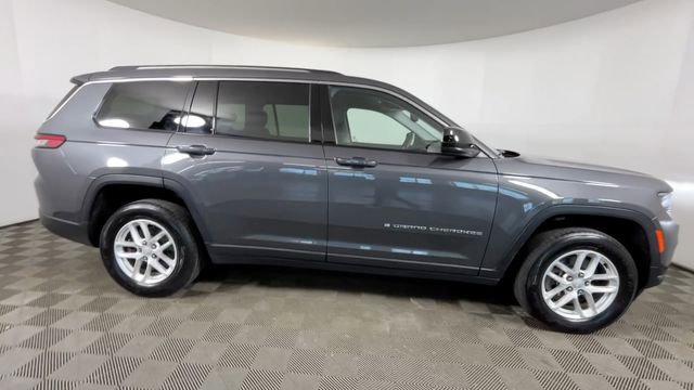 Used 2023 Jeep Grand Cherokee L Laredo w/ Luxury Tech Group I AWD/4WD image 3