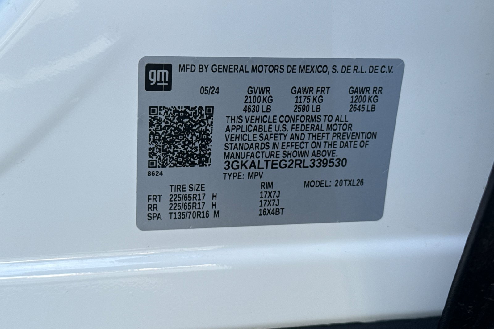 Used 2024 GMC Terrain SLE AWD/4WD image 37
