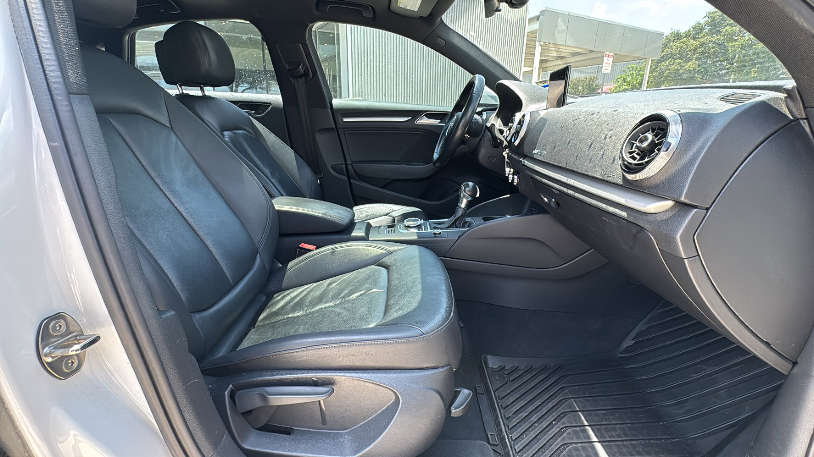 Used 2018 Audi A3 2.0T Premium FWD image 27