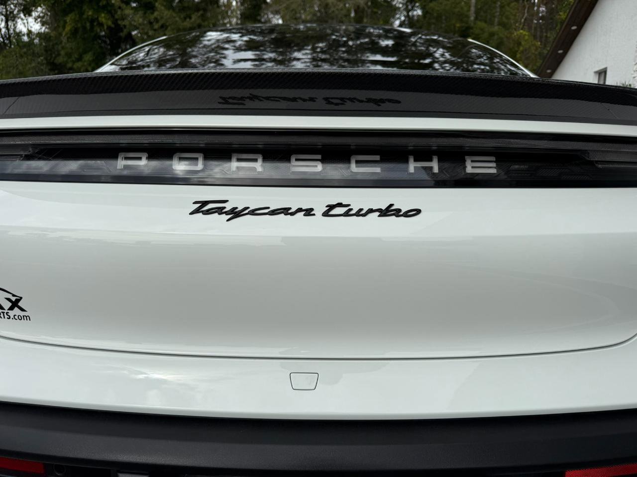 Used 2020 Porsche Taycan AWD/4WD image 5