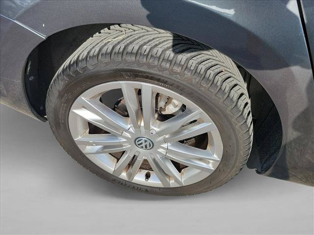 Used 2015 Volkswagen Golf TDI SE FWD image 11