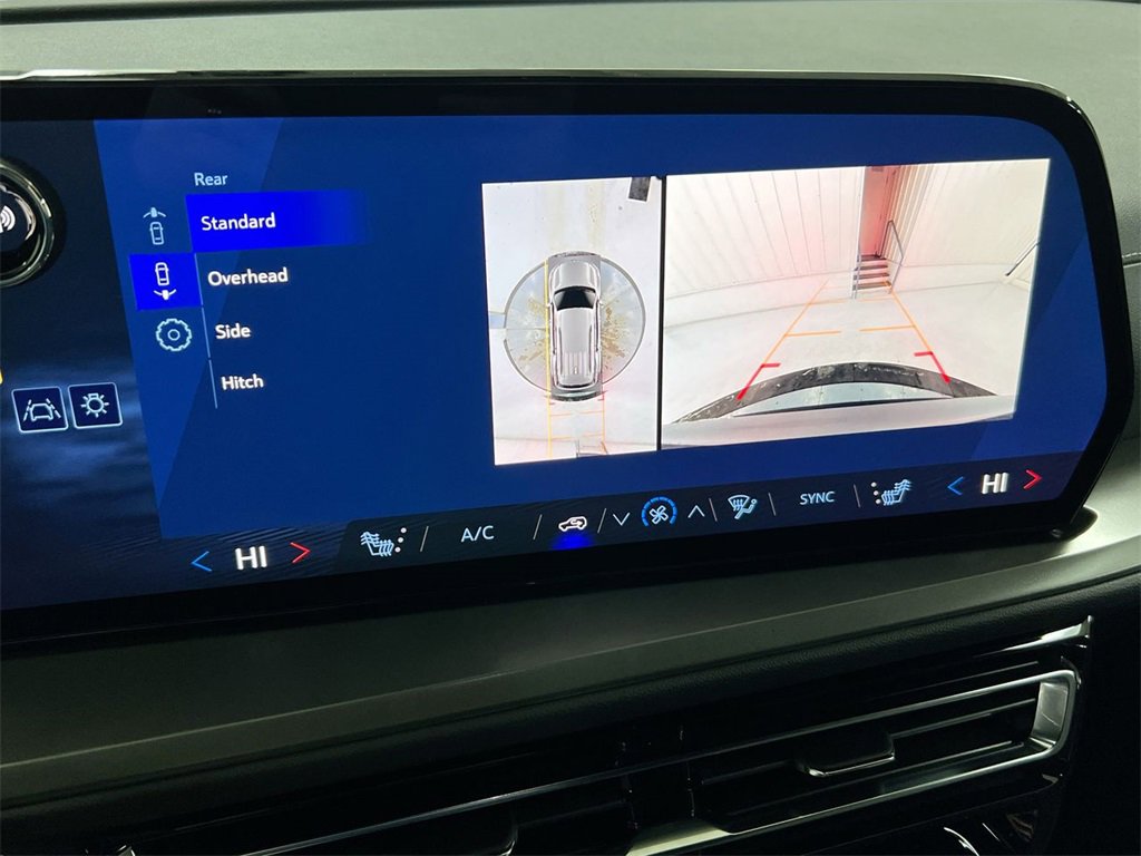 New 2026 Chevrolet Traverse LT w/ Driver Confidence Package image 15