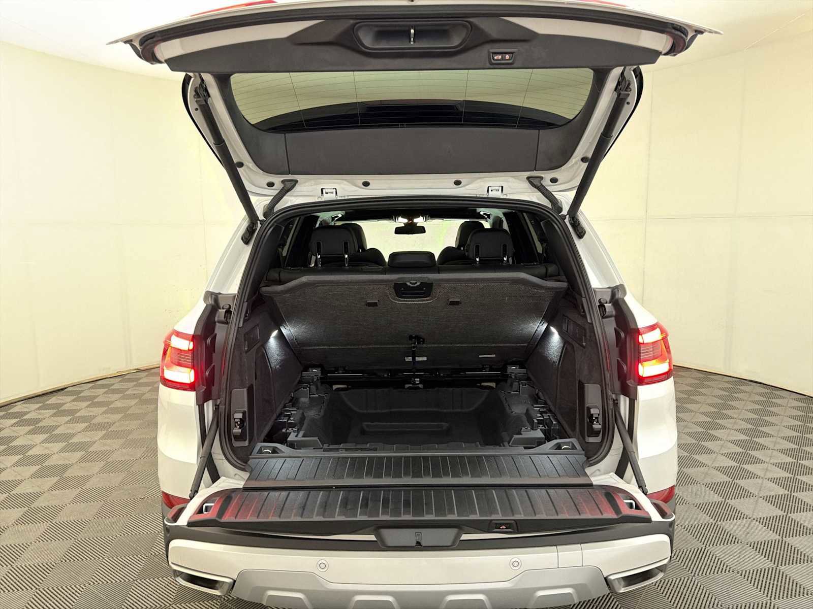 Certified 2023 BMW X5 xDrive40i w/ Premium Package image 24