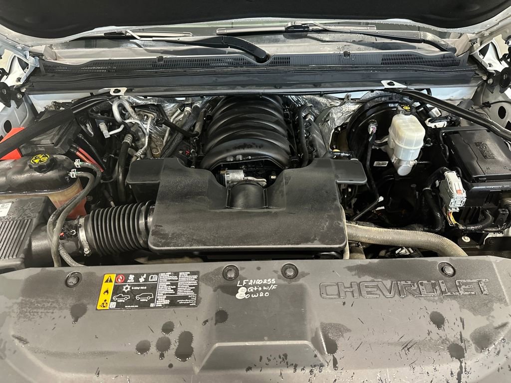 Used 2018 Chevrolet Suburban LT AWD/4WD image 11