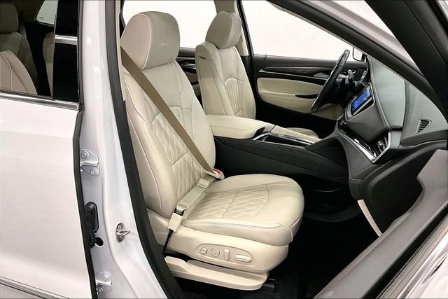 Used 2023 Buick Enclave Avenir w/ Avenir Technology Package FWD image 8