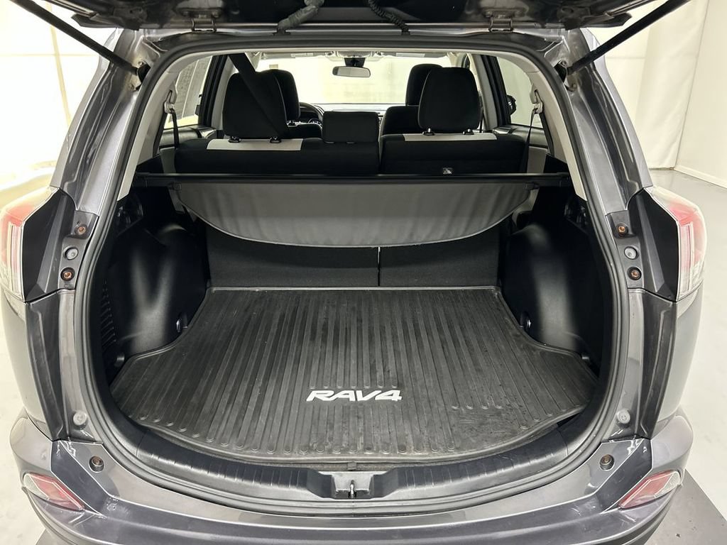 Used 2017 Toyota RAV4 XLE w/ All Weather Liner Package AWD/4WD image 22