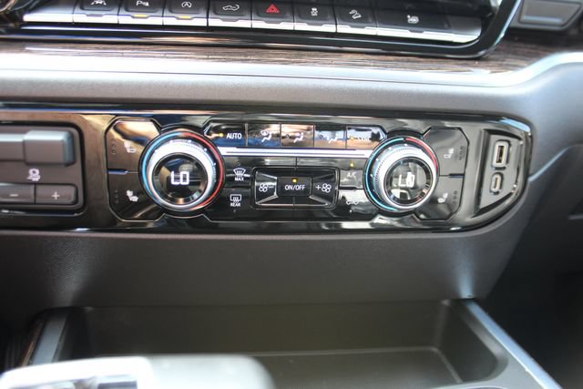Used 2022 GMC Sierra 1500 Elevation w/ Elevation Premium Package AWD/4WD image 21