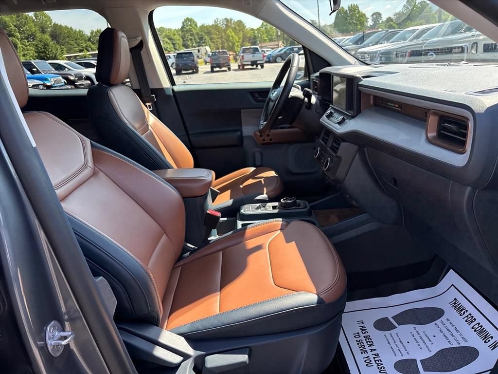 Used 2023 Ford Maverick Lariat w/ Lariat Luxury Package AWD/4WD image 12