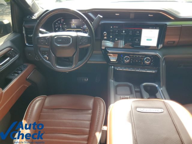 Used 2025 GMC Sierra 2500 Denali Ultimate AWD/4WD image 16