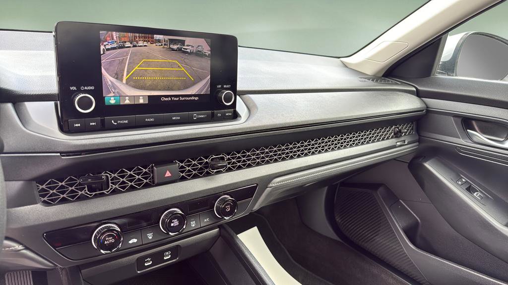 Used 2023 Honda Accord LX image 26