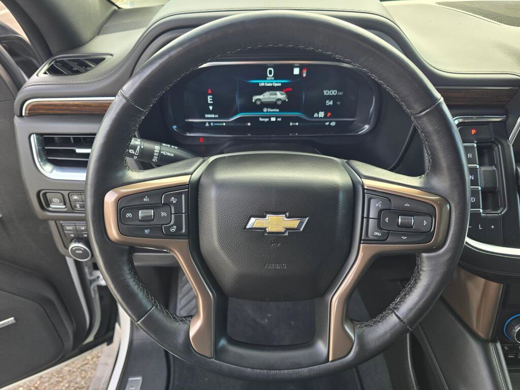 Used 2022 Chevrolet Tahoe High Country AWD/4WD image 16