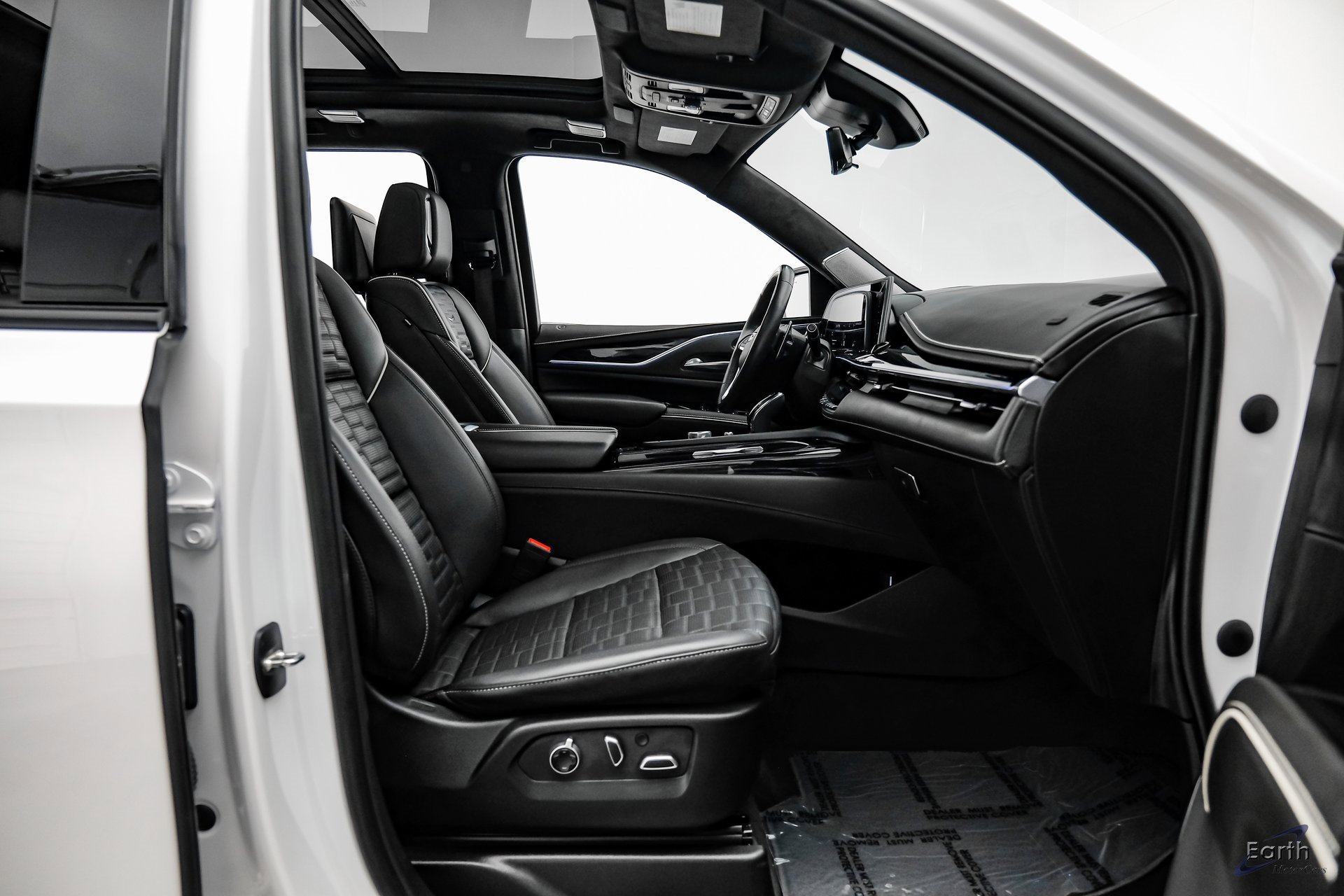 Used 2023 Cadillac Escalade V image 46