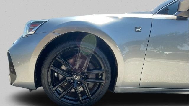 Used 2018 Lexus IS 300 F Sport w/ F Sport Package RWD image 21