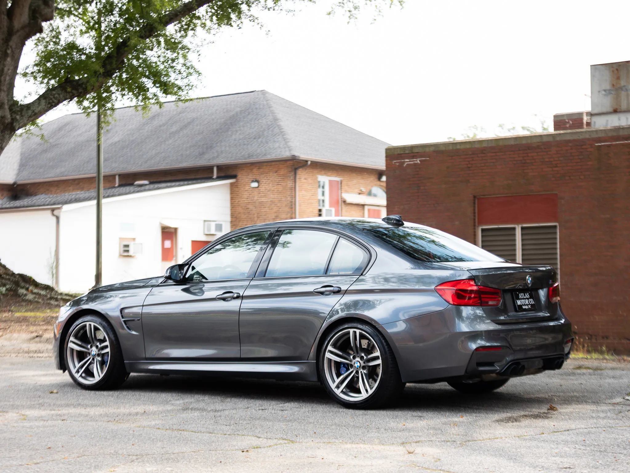 Used 2016 BMW M3 RWD image 10