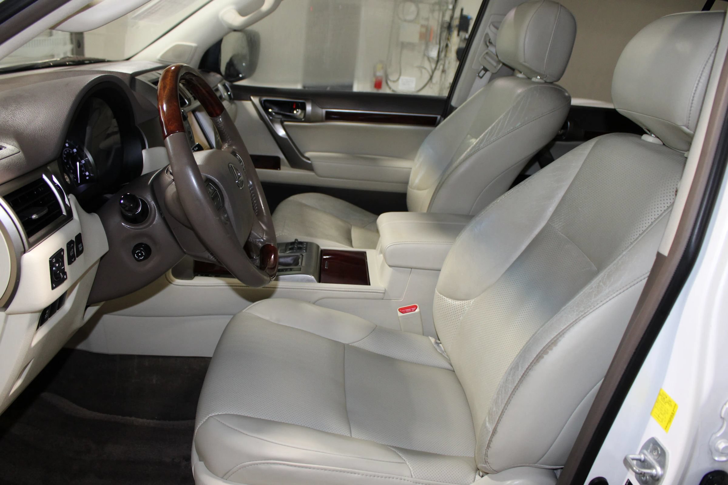 Used 2011 Lexus GX 460 w/ Comfort Plus Pkg AWD/4WD image 24