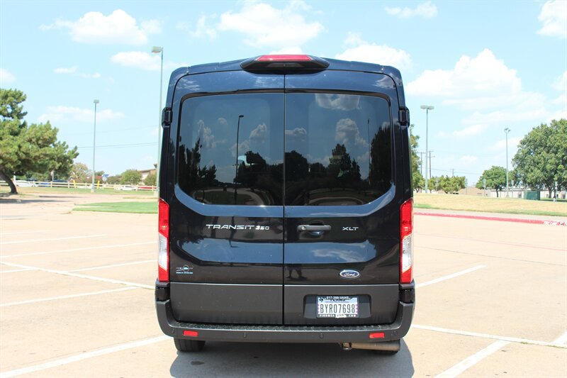 Used 2023 Ford Transit 350 XLT RWD image 4