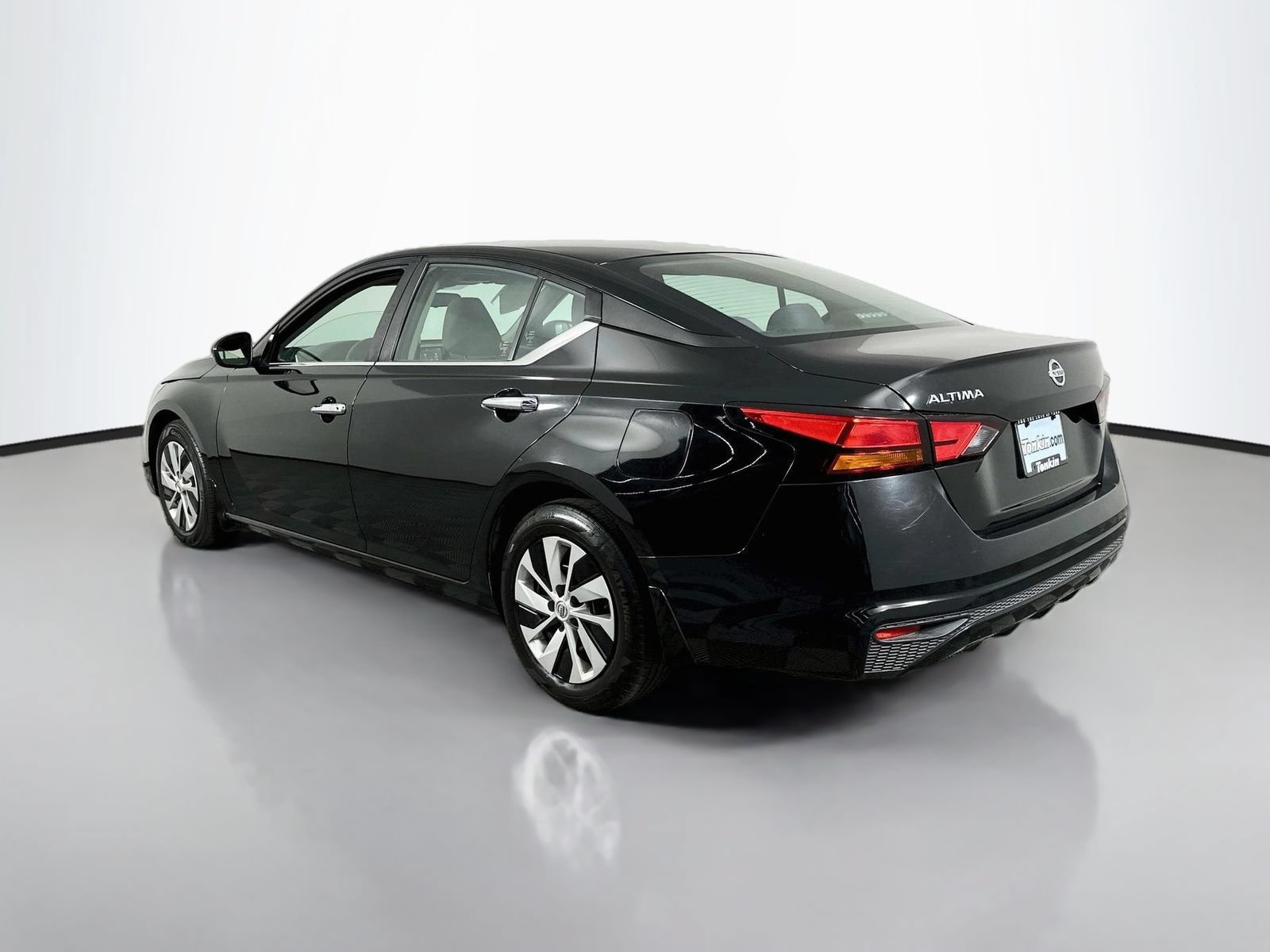 Used 2021 Nissan Altima 2.5 S FWD image 5